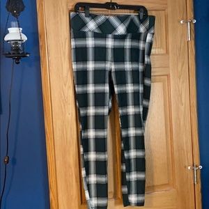 Torrid plaid pixie pants